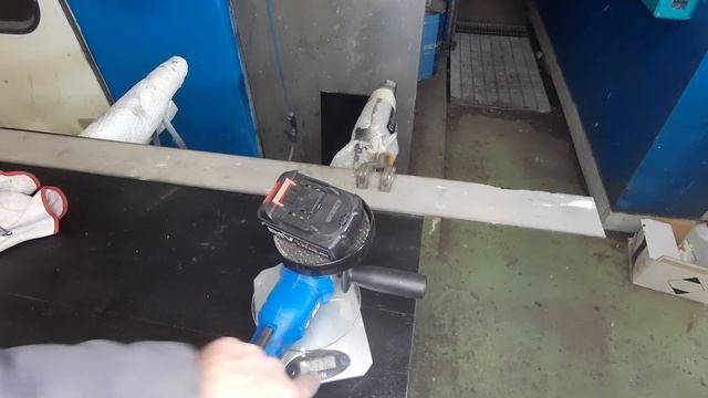 Smerigliatrice angolare a batteria prostormer смотреть онлайн