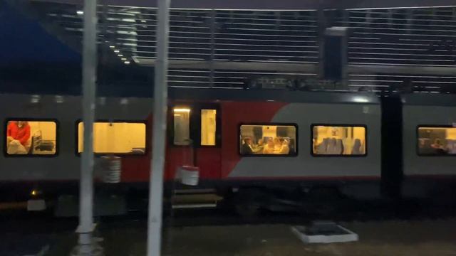 Электропоезд ,,Ласточка’’ ЭС1-002 смотреть онлайн