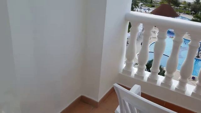 Гранд Бахиа Ямайка. Зашли в номер. смотреть онлайн