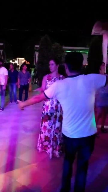 😎Кайфуем на дискотеке 😎 смотреть онлайн