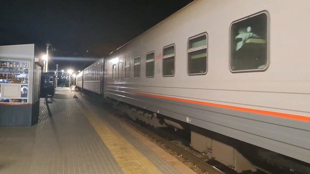 ЭП1П-030 с перегоняемым ЭП1М-576 и поездом №270 Чита - Имеретинский Курорт смотреть онлайн