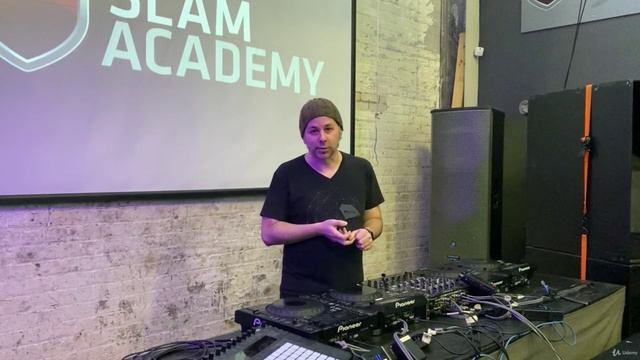 Ableton 11 Live Masterclass 2 - What is an Ableton Certified Trainer смотреть онлайн