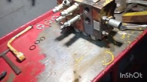 Ремонт погрузчика ТО-30. Серия 6. Распределитель РС- 25.4