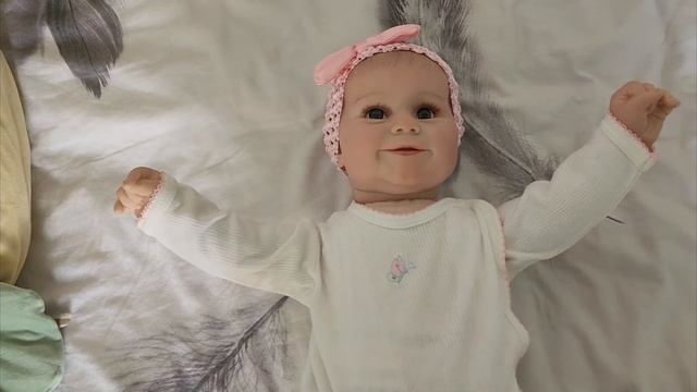 VLOG:Наш вечер.У девочек парные кофточки. смотреть онлайн