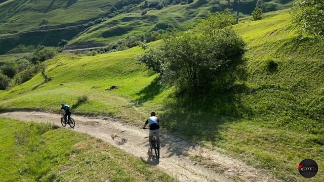 Азербайджан, Кусары. Горный тур на электровелосипедах в Шахдаге #mountains смотреть онлайн