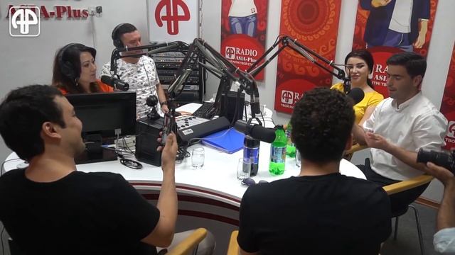 Сабрина, Рафаэл, Набиджон дар бораи филми нави мазҳакавӣ смотреть онлайн