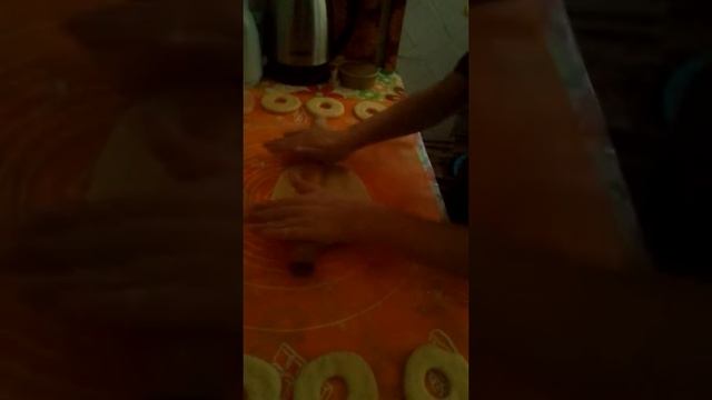 делаем пончики дома