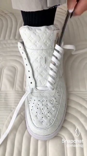 #Ինչպես....….#как#красиво#завязать#шнурки#на красовках# #shorts#shoppTV#like#com#rek Aktiv#sbscribe