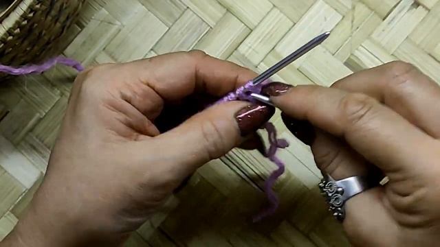 Резинка спицами #вязаниеспицами #вязаниенаспицахдляначинающих смотреть онлайн