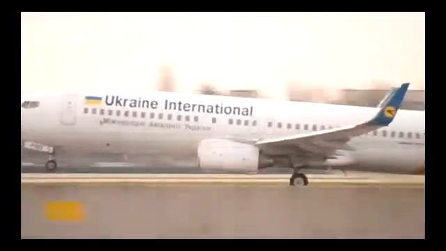 Взлет Boeing - 737 в Борисполе смотреть онлайн