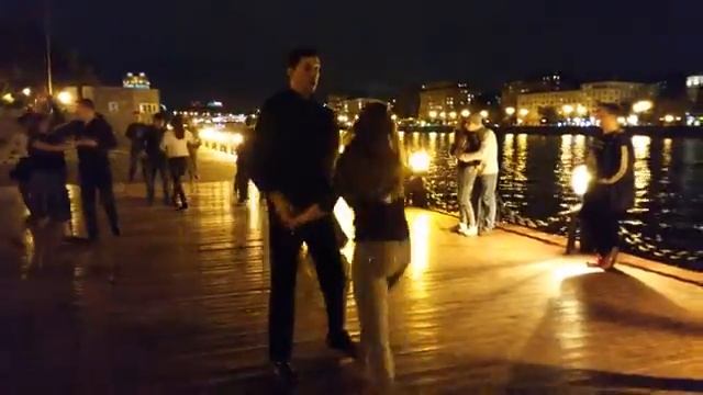 Хастл на набережной. Александр и Алена