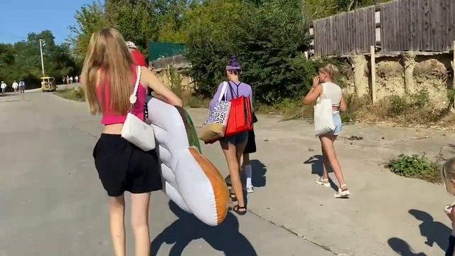 Приехали дети. Сукко. Кипарисовое озеро сейчас. ЦЕНЫ, обзор. Отдых с детьми. смотреть онлайн