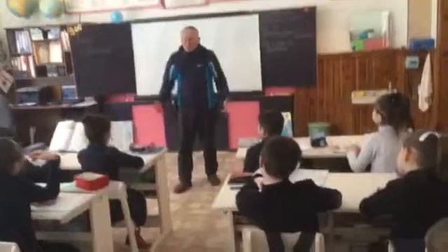 Выступление в школе Теберда смотреть онлайн