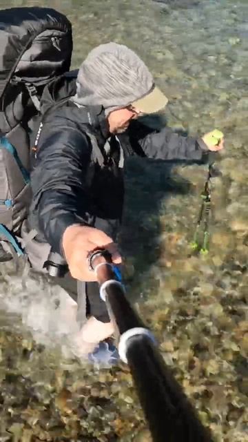 Хибины. Перехожу реку в брод #хибины #путешествие #кольскийполуостров #shorts смотреть онлайн