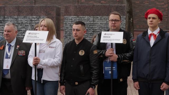 В Смоленске высадили аллею городов-героев смотреть онлайн