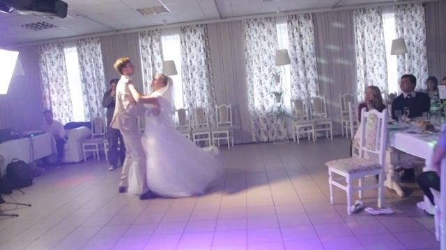 Вероника и Борис Гладун - Наш первый свадебный танец смотреть онлайн