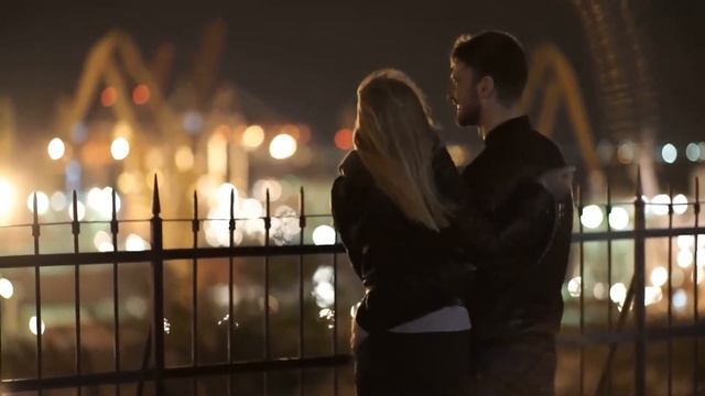 Беременная жена состоятельного человека случайно застала его в ресторане с другой женщиной... Но к смотреть онлайн