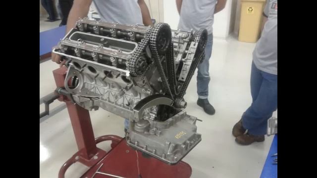 Motor V8 bancada BMW 540i engine m60 смотреть онлайн