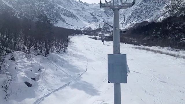 Цей. Виды, приветы с канатки. Таня боится. смотреть онлайн