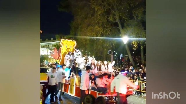 Торжественное шествие Трёх королей. Валенсия, Испания. #valencia #spain смотреть онлайн