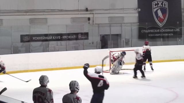 Все шайбы матча ХК Романтик - ХК Искра смотреть онлайн