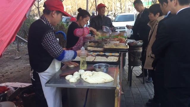 Уличный завтрак в Пекине смотреть онлайн