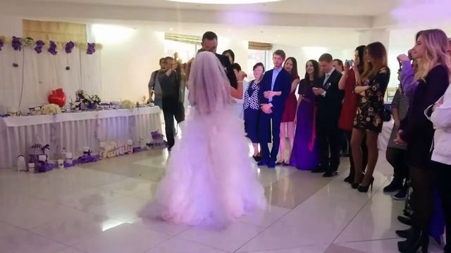 Первый танец) смотреть онлайн