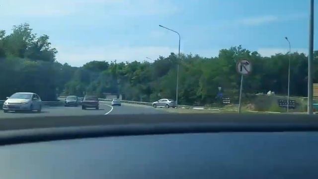 Дорога Сочи Джубга серпантин и пробки , еду наТесла смотреть онлайн