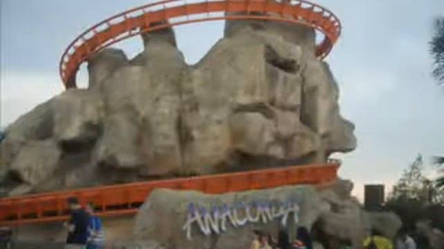 Южная Африка Развлекательный центр смотреть онлайн