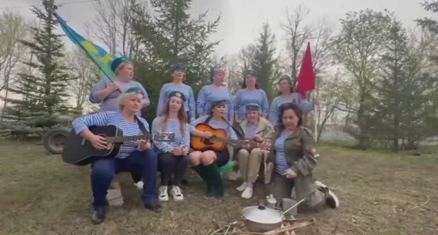 Флешмоб «В сердце ты у каждого, Победа!», медицинские сотрудники смотреть онлайн