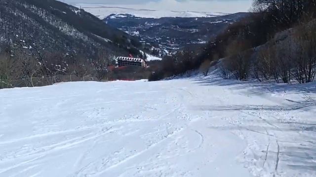 Обзор горнолыжной трассы Цахкадзор Армения 28.03.24 Overview of the Tsakhkadzor ski slope Armenia смотреть онлайн