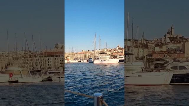 Пришли в порт Марселя Франция. ...порт в центре города. смотреть онлайн