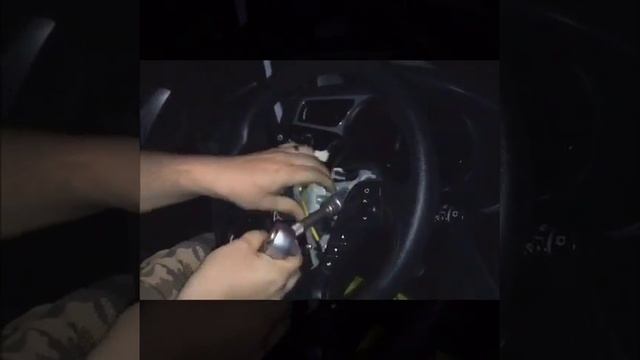 hvordan man demonterer rattet og airbaggen KIA Ceed смотреть онлайн
