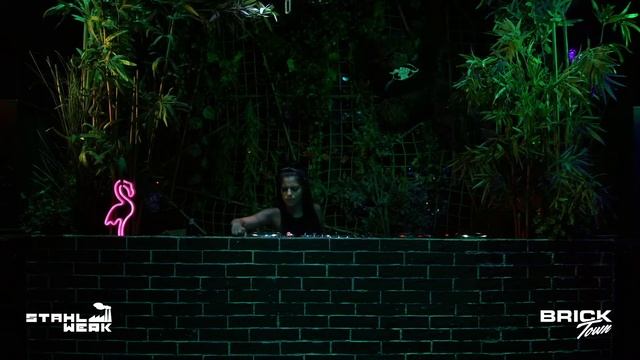 Shana @ Stahlwerk Basel, Brick Town Livestream смотреть онлайн
