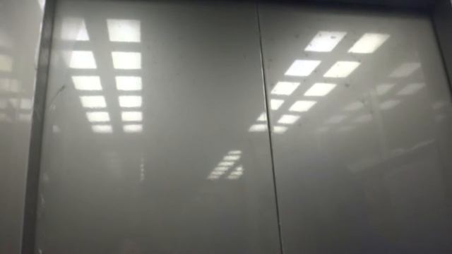 Электрический лифт (г. Истра), V=1 м-с, г-п 400 кг (7) смотреть онлайн