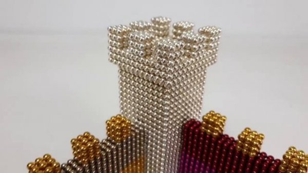 Magnet Guns VS Castle out of Magnetic Balls _ Magnetic Games