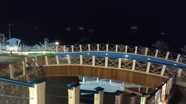 Отель Island View Resort, вечером!