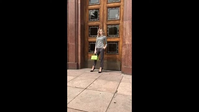 Рекламный стрит-фотосет смотреть онлайн