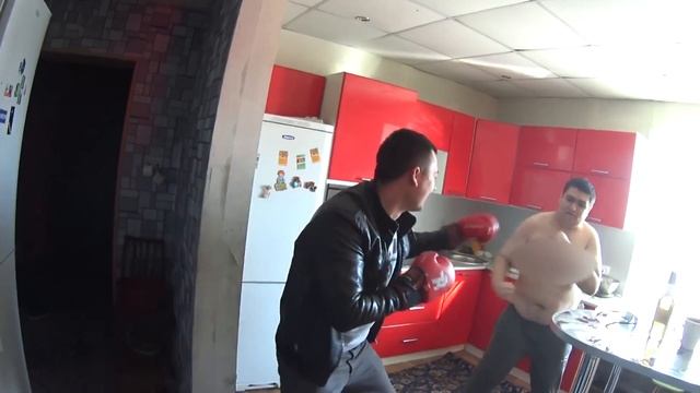 Подготовка к бою и вызов Кирилла Торгоякова на бой смотреть онлайн