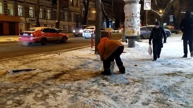 Вечерняя уборка снега 15.02.2021 смотреть онлайн