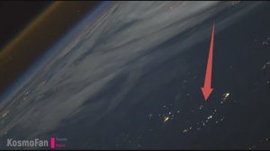 Старт ракеты, вид из космоса.