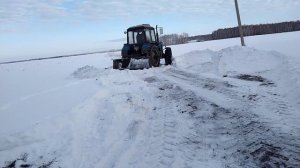 МТЗ-82.1 и МТЗ-1221.2. ЧИСТКА СНЕГА