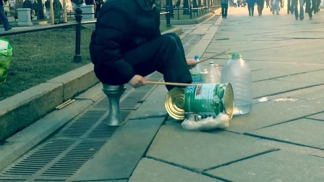 Уличный барабанщик / street drummer смотреть онлайн