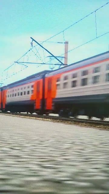 ЭД2Т-0003 на участке Артёмовская-Жд вокзал (городская электричка)#train #поезда #trainz12 смотреть онлайн