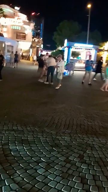 Сочи сегодня 2021сентябрь- Морской Порт ночная прогулка смотреть онлайн