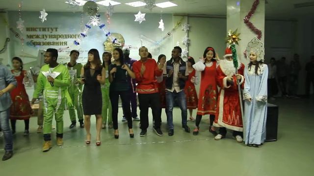 Коннец концерта " Новый год - 2015" - ИМО ВГУ смотреть онлайн