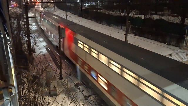 ✅️Электровоз ЭП1М с двухэтажным пасс. составом N°044М Москва-Имеретинские курорты (Олимпийский парк смотреть онлайн