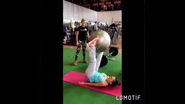 Iron Will Gym, тренажерный зал смотреть онлайн