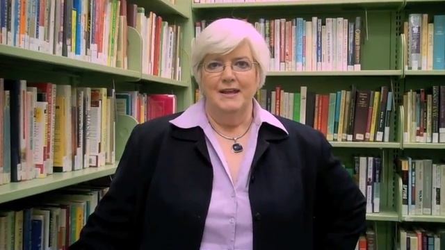 WEAC President Mary Bell смотреть онлайн