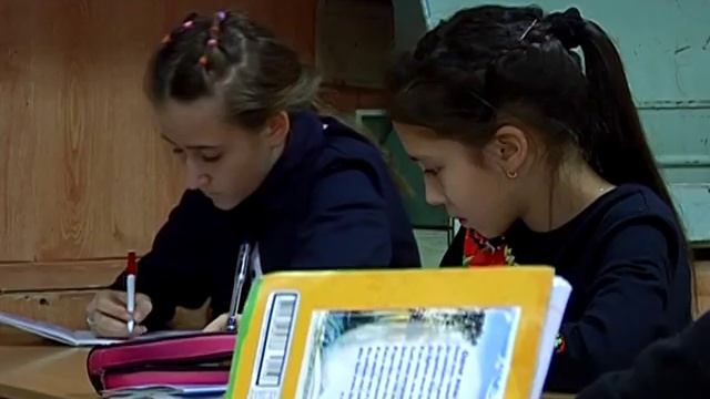 Веселий ананас. Випуск №42 смотреть онлайн